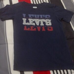 Boy's Levi's T-shirt Size 8-10 years